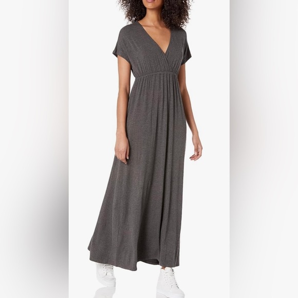 Amazon Essentials Women's Waisted Maxi Dress - Picture 2 of 4